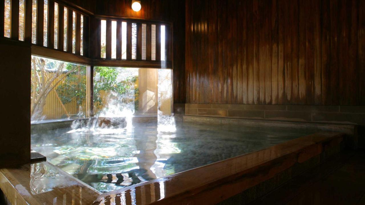Hotel Fujiya Kaga  Esterno foto