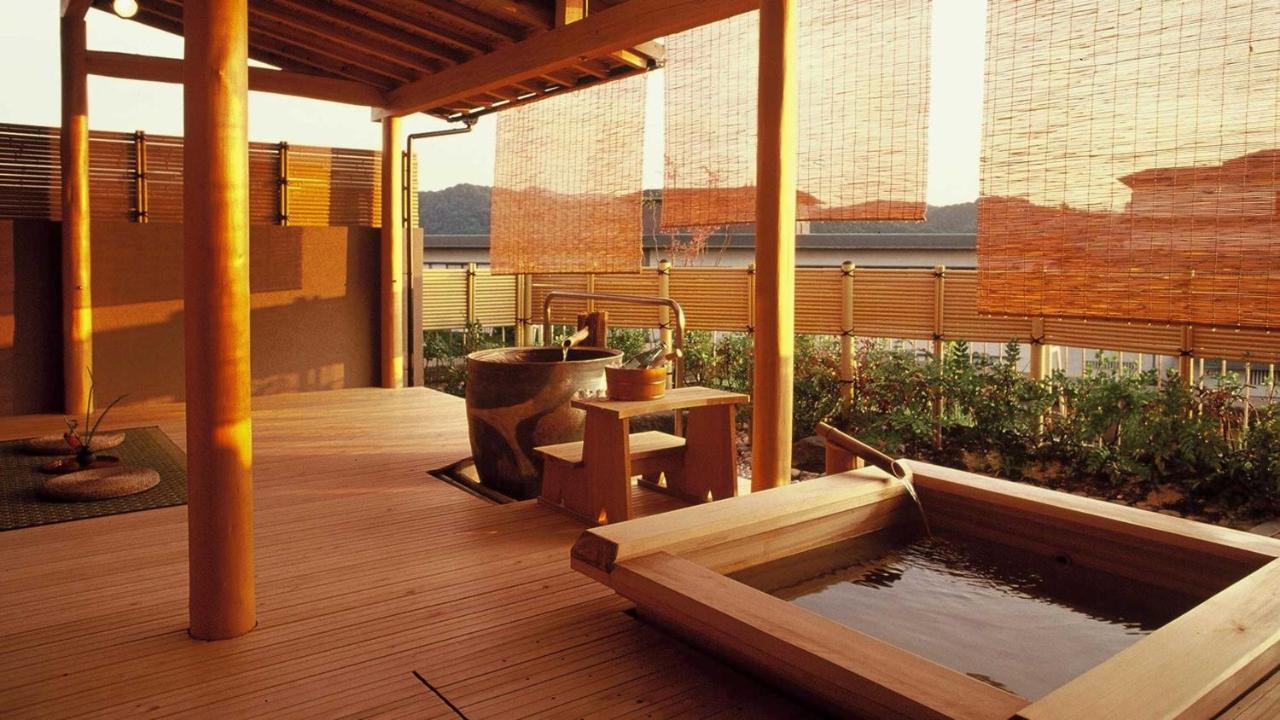 Hotel Fujiya Kaga  Esterno foto